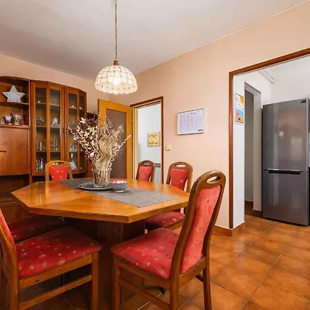 In - Istrien 51992 Apartment