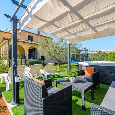 In - Istrien 51992 Apartment Porec