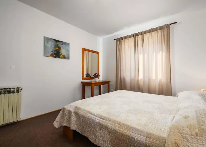 In - Istrien 51992 * Πόρετς